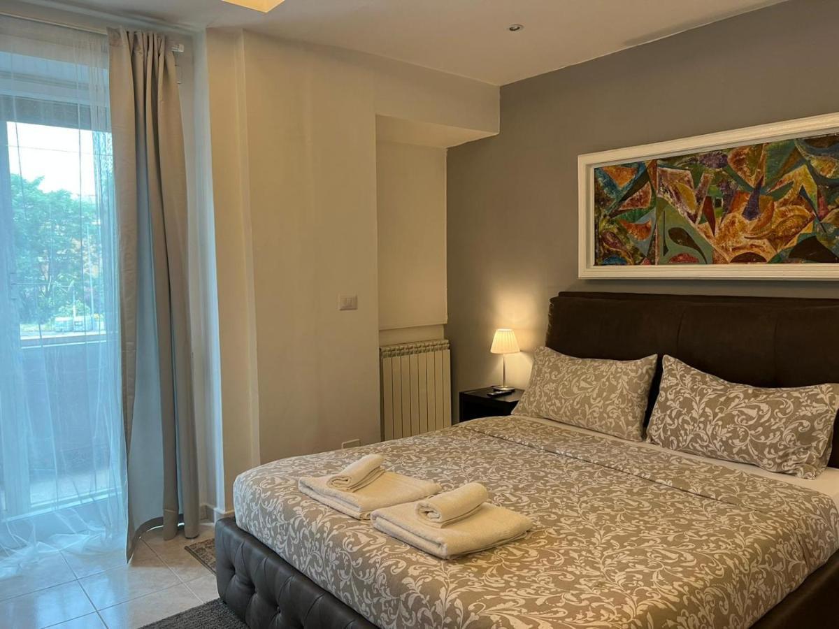 Appia Avenue 639 Hotel Rome Bagian luar foto