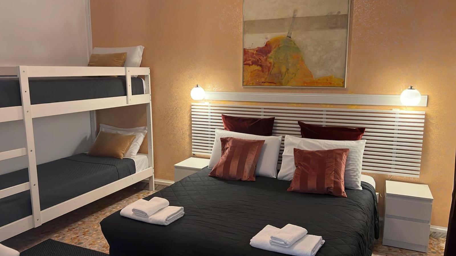 Appia Avenue 639 Hotel Rome Bagian luar foto
