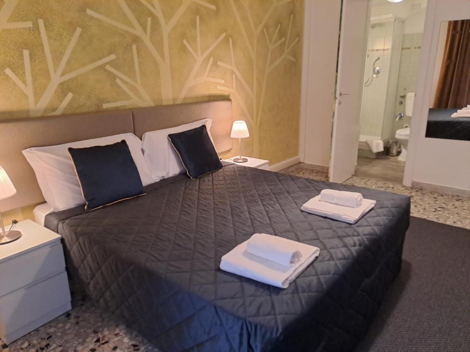 Appia Avenue 639 Hotel Rome Bagian luar foto