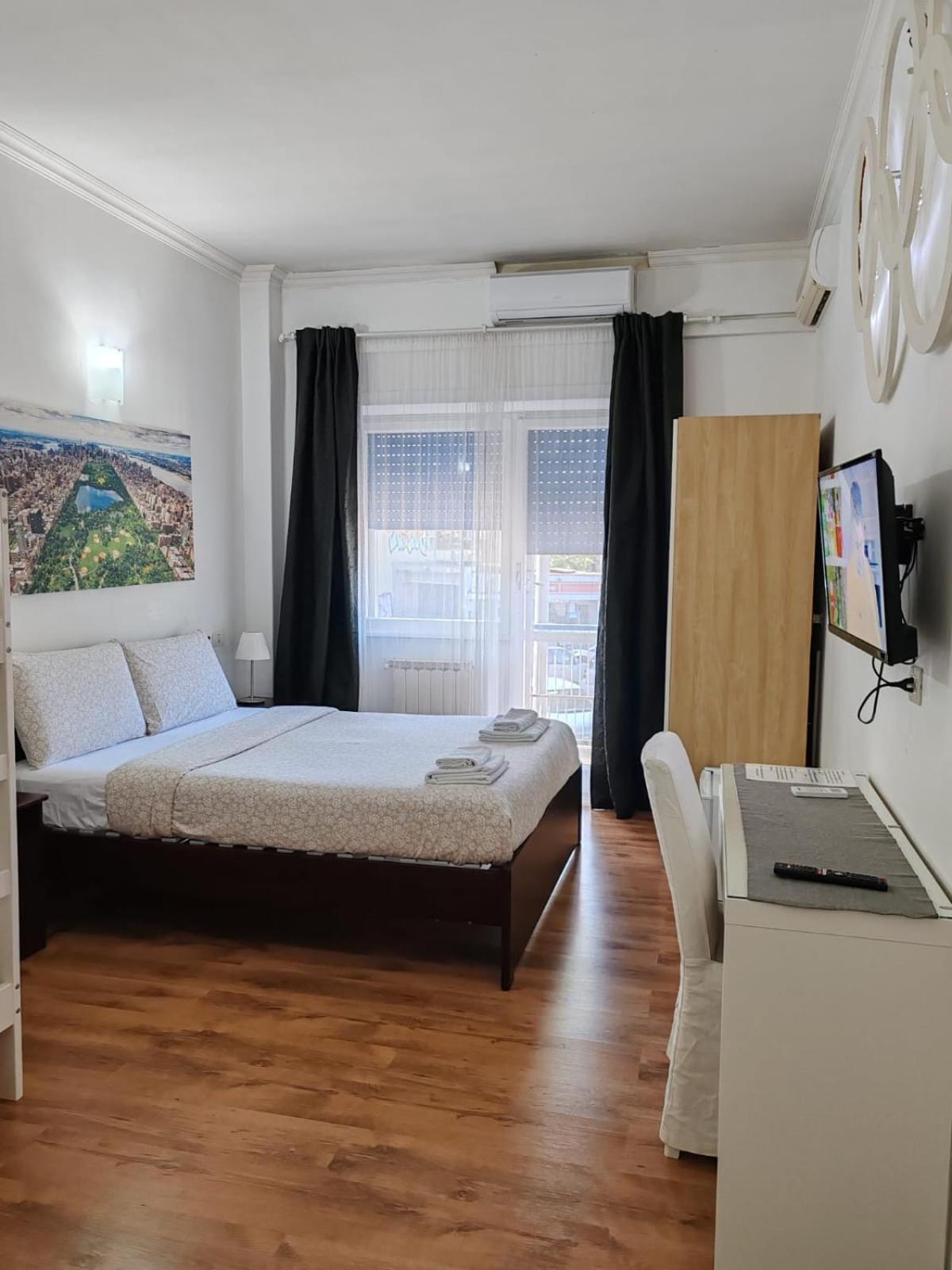 Appia Avenue 639 Hotel Rome Bagian luar foto