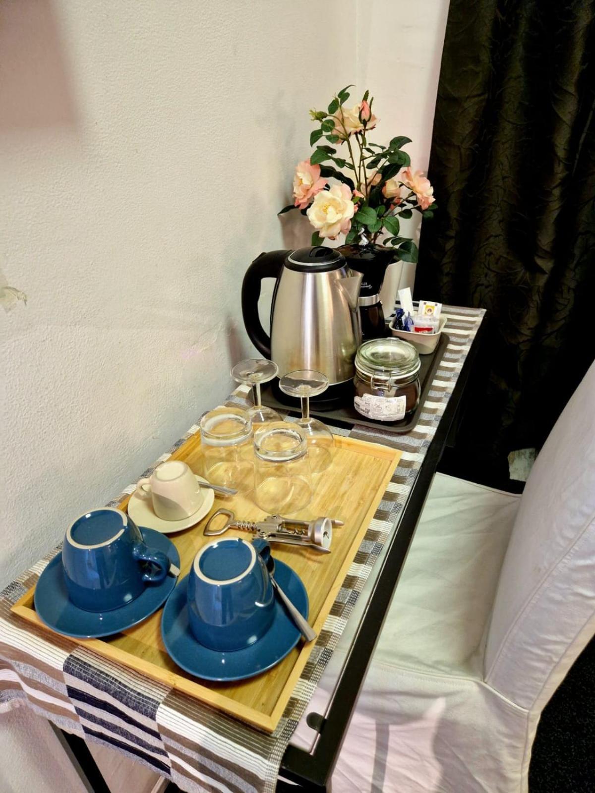 Appia Avenue 639 Hotel Rome Bagian luar foto