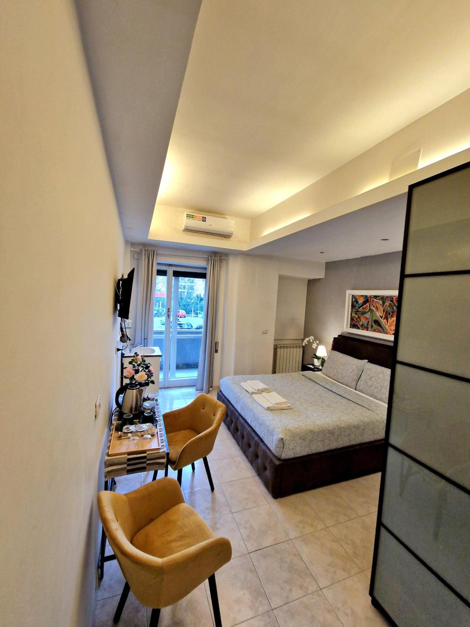 Appia Avenue 639 Hotel Rome Bagian luar foto