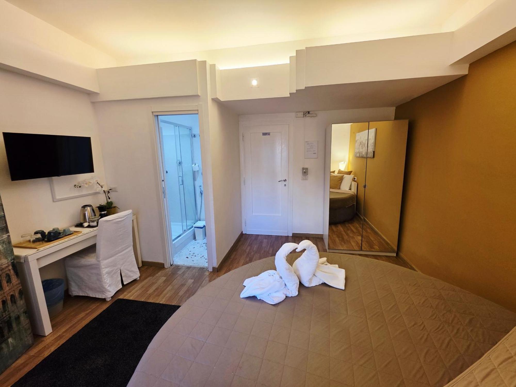 Appia Avenue 639 Hotel Rome Bagian luar foto