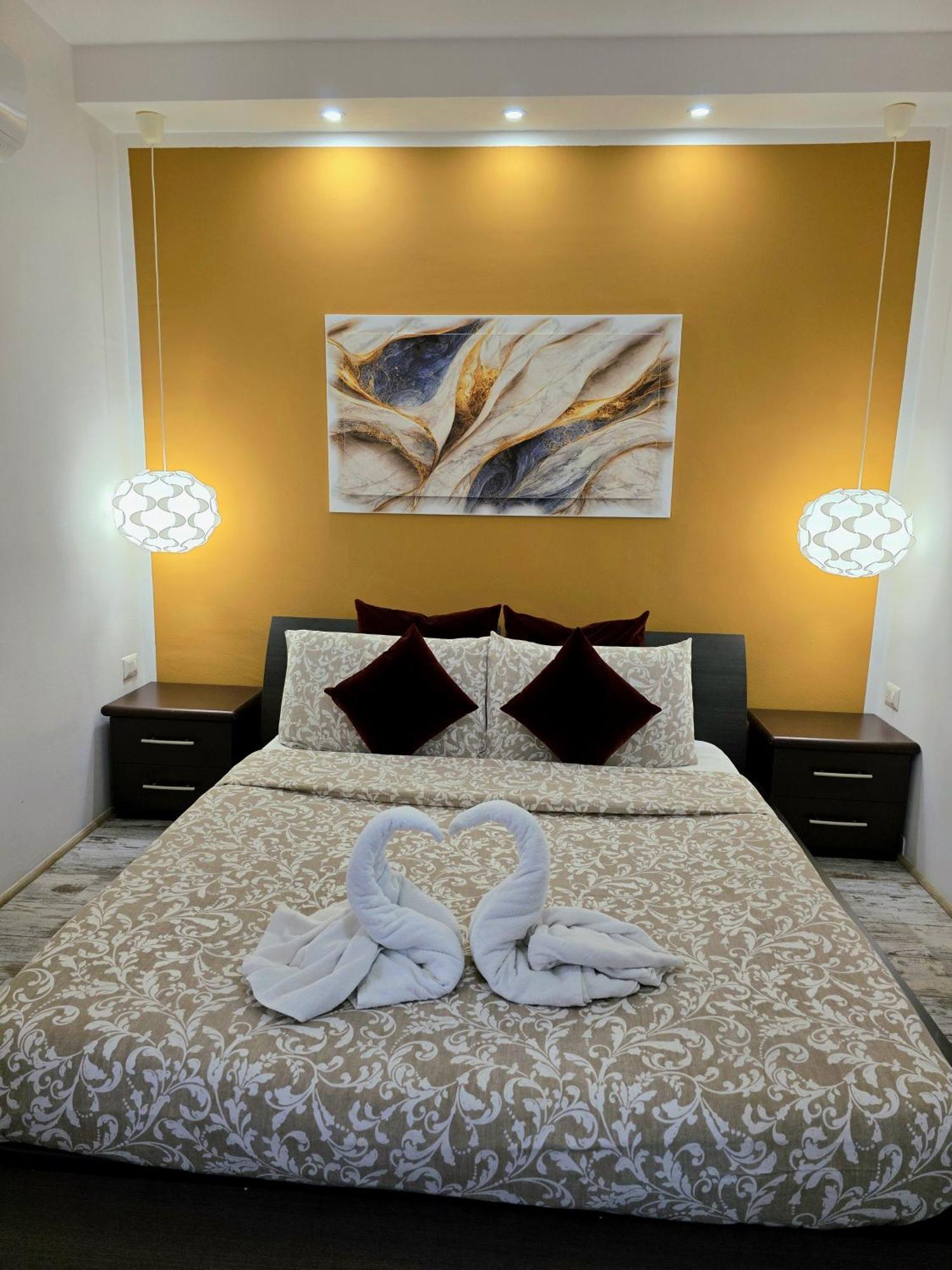 Appia Avenue 639 Hotel Rome Bagian luar foto