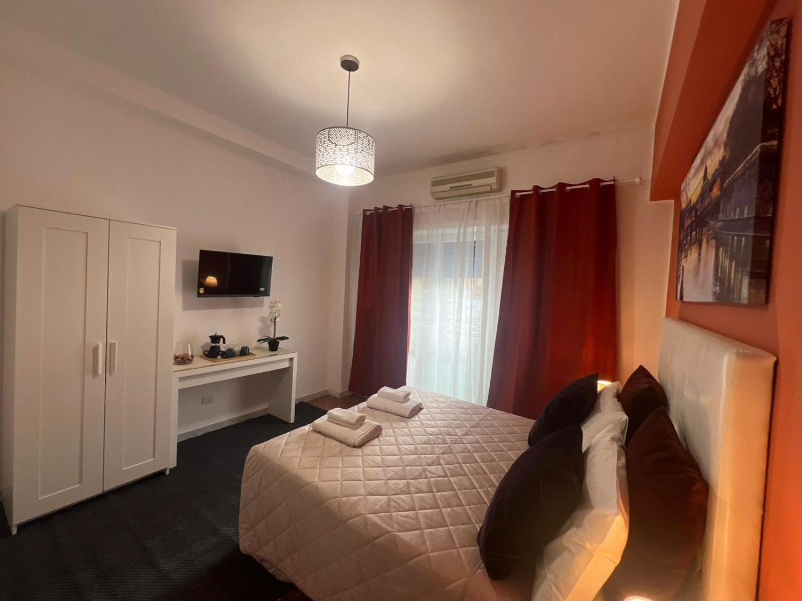 Appia Avenue 639 Hotel Rome Bagian luar foto